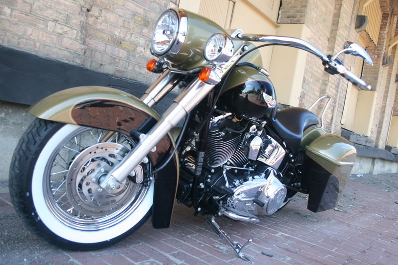 Softail Stretched Headlight Nacelle